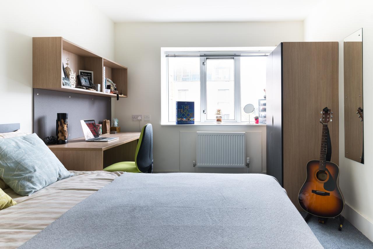 Aparto - Montrose Booterstown Екстер'єр фото