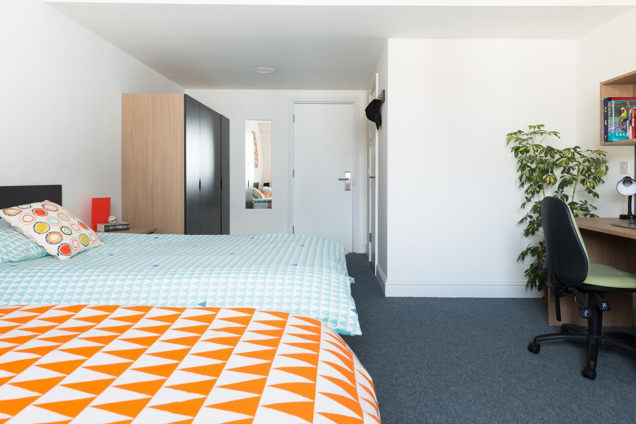 Aparto - Montrose Booterstown Екстер'єр фото
