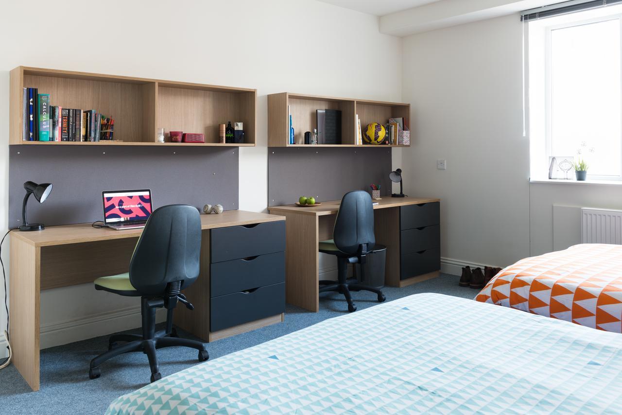 Aparto - Montrose Booterstown Екстер'єр фото