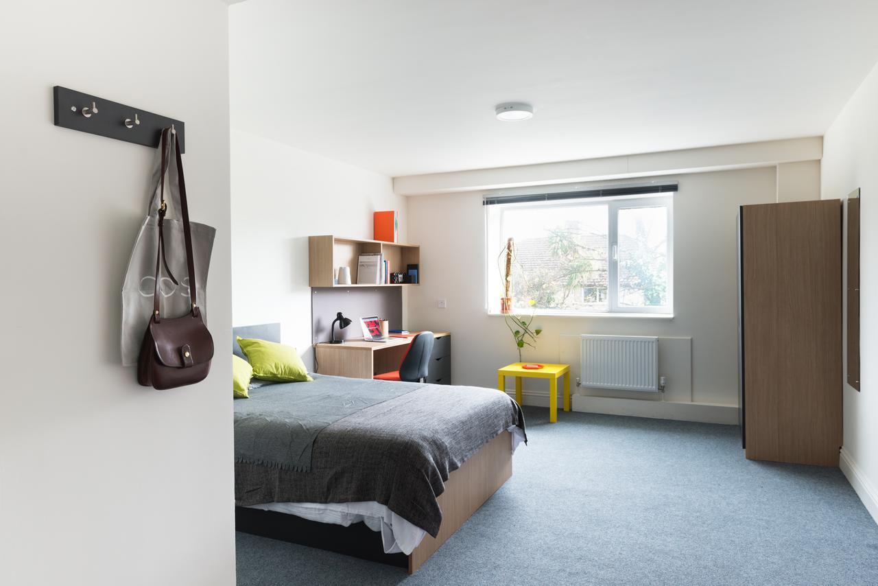 Aparto - Montrose Booterstown Екстер'єр фото